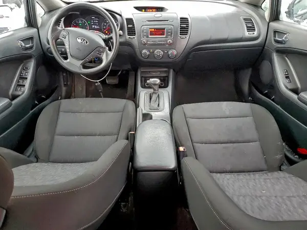 KNAFK4A60G5510194 2016 KIA FORTE - Image 8