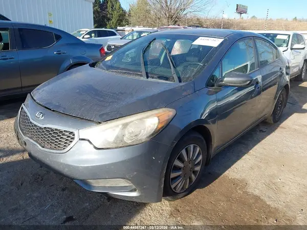 KNAFK4A60G5510339 2016 KIA FORTE - Image 2
