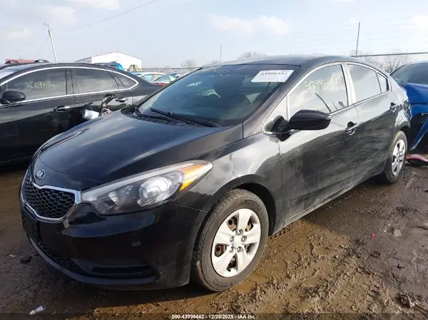 KNAFK4A60G5520238 2016 KIA FORTE - Image 2