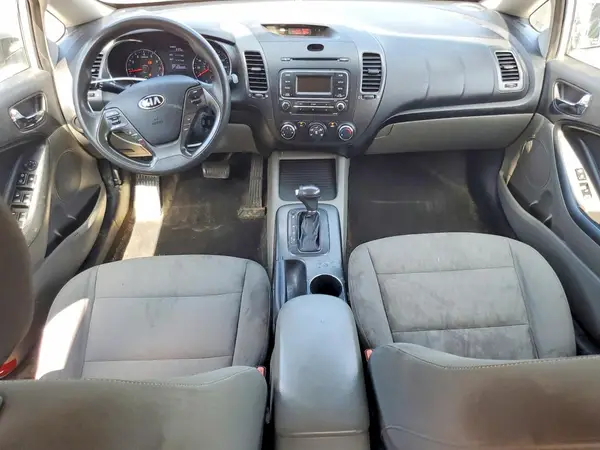 KNAFK4A60G5530851 2016 KIA FORTE - Image 8