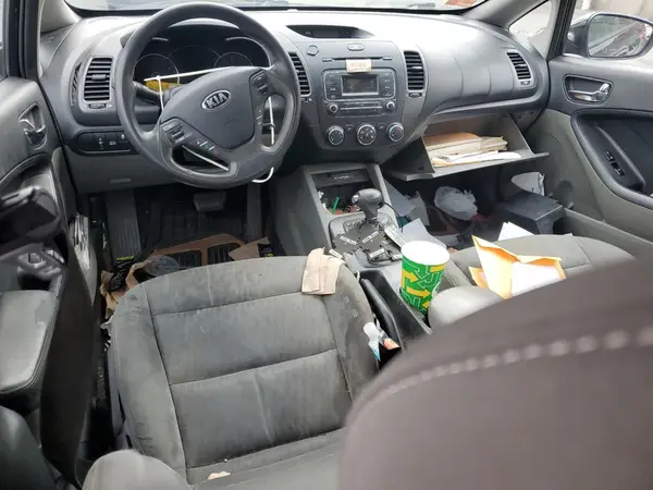KNAFK4A60G5531417 2016 KIA FORTE - Image 8