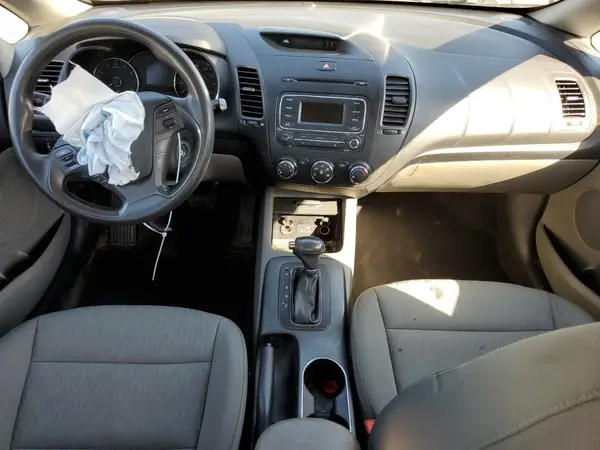 KNAFK4A60G5539954 2016 KIA FORTE - Image 8