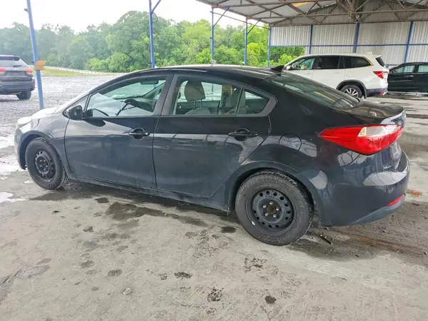KNAFK4A60G5540165 2016 KIA FORTE - Image 2