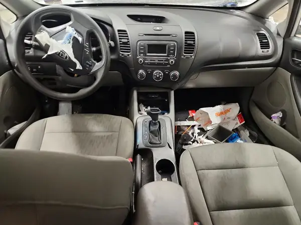 KNAFK4A60G5541140 2016 KIA FORTE - Image 8