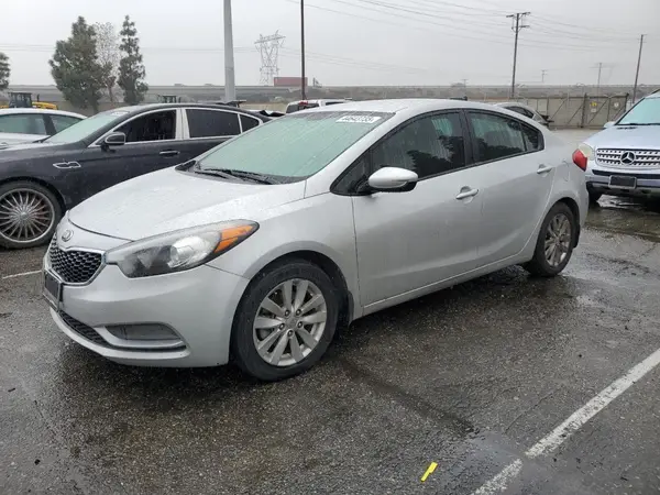 KNAFK4A60G5548900 2016 KIA FORTE - Image 1