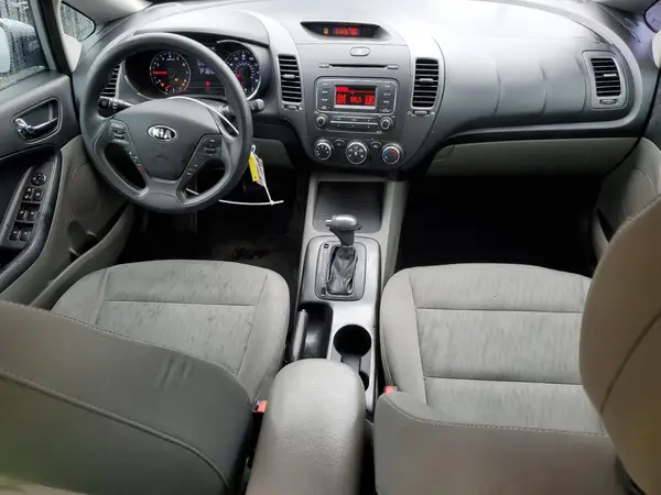 KNAFK4A60G5548900 2016 KIA FORTE - Image 8