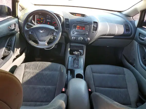 KNAFK4A60G5552235 2016 KIA FORTE - Image 8
