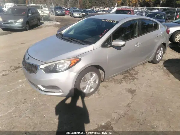 KNAFK4A60G5552896 2016 KIA FORTE - Image 2