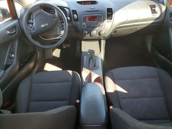 KNAFK4A60G5564336 2016 KIA FORTE - Image 8