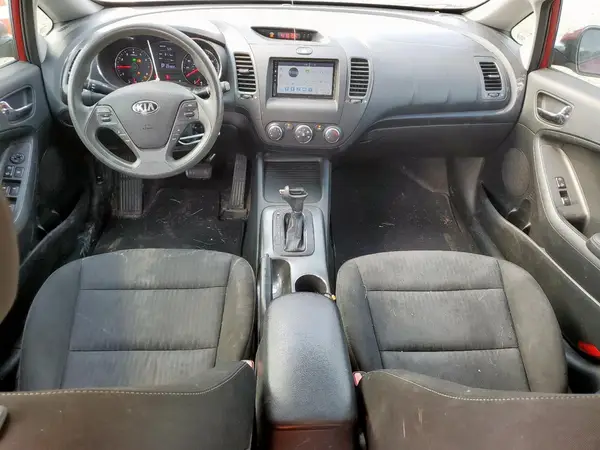 KNAFK4A60G5572730 2016 KIA FORTE - Image 8