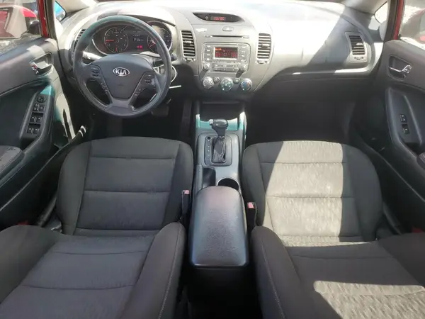 KNAFK4A60G5573568 2016 KIA FORTE - Image 8