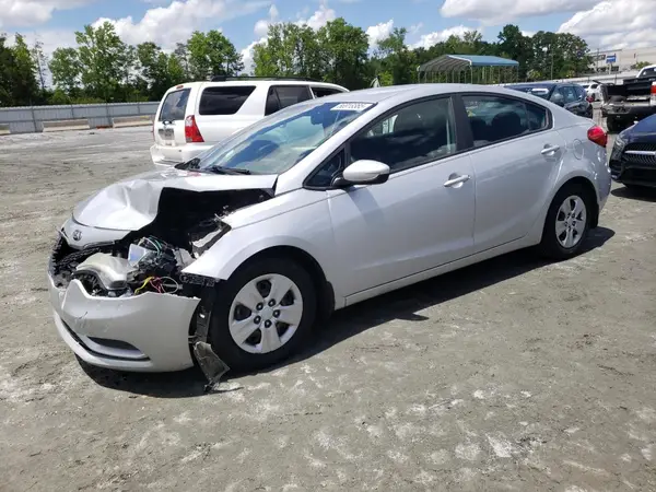 KNAFK4A60G5575403 2016 KIA FORTE - Image 1