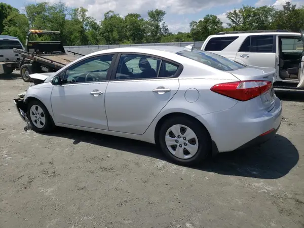 KNAFK4A60G5575403 2016 KIA FORTE - Image 2