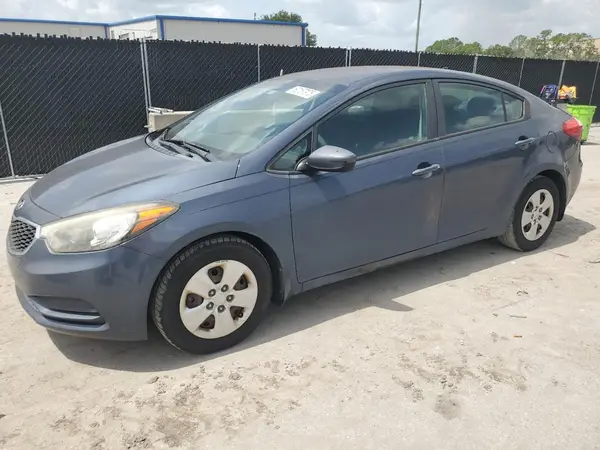 KNAFK4A60G5579502 2016 KIA FORTE - Image 1