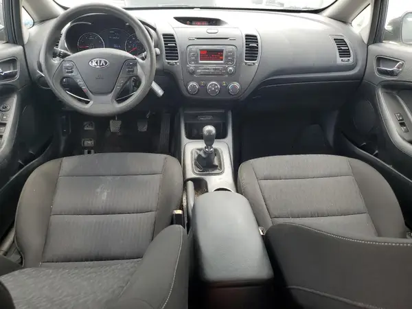 KNAFK4A60G5579502 2016 KIA FORTE - Image 8
