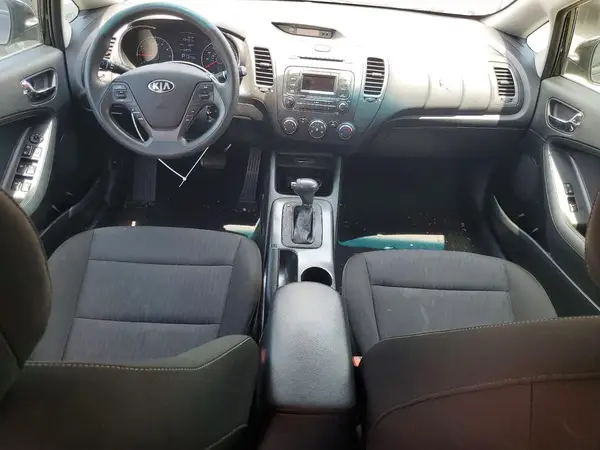 KNAFK4A60G5586630 2016 KIA FORTE - Image 8