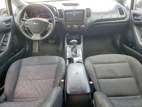 KNAFK4A60G5594419 2016 KIA FORTE - Image 8