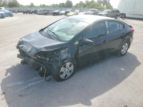 KNAFK4A60G5603586 2016 KIA FORTE - Image 1