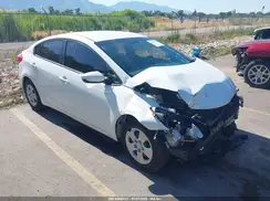KNAFK4A60G5606682 2016 KIA FORTE