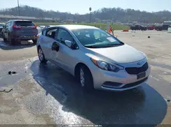 KNAFK4A60G5611770 2016 KIA FORTE