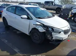 KNAFK4A60G5614927 2016 KIA FORTE