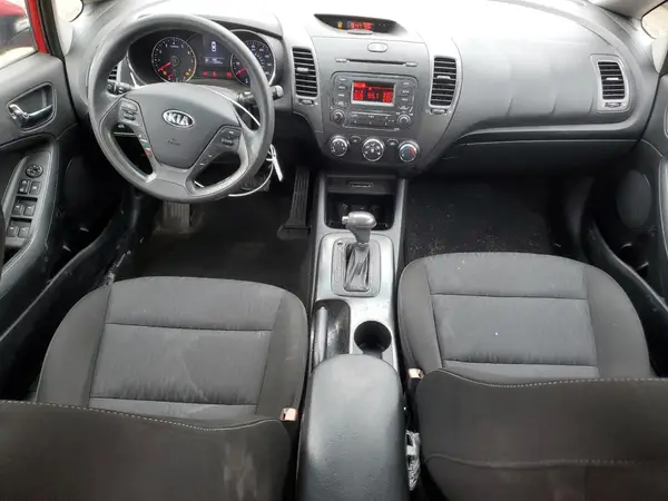 KNAFK4A60G5619335 2016 KIA FORTE - Image 8