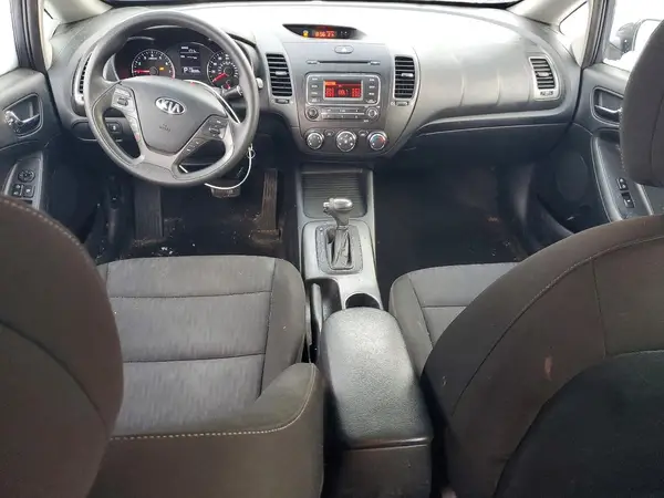KNAFK4A61G5437434 2016 KIA FORTE - Image 8