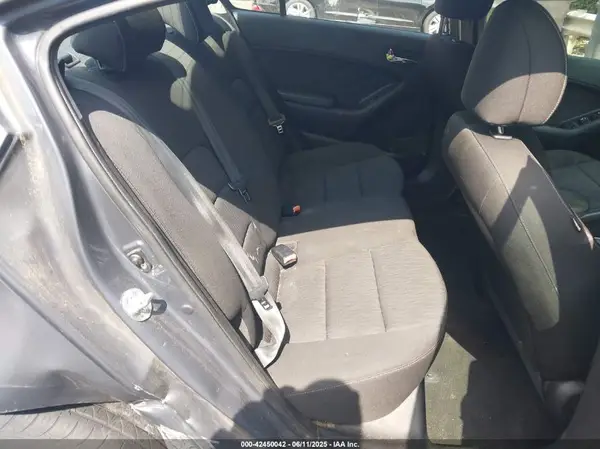 KNAFK4A61G5443931 2016 KIA FORTE - Image 8