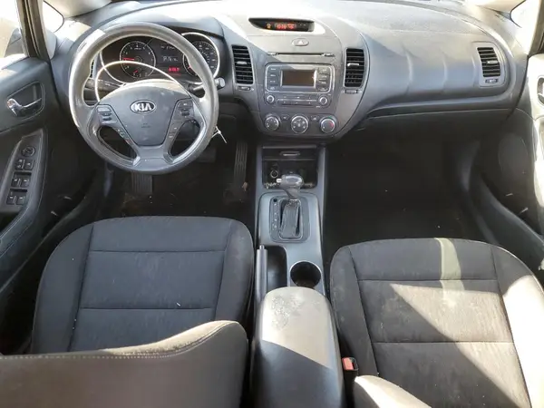 KNAFK4A61G5445209 2016 KIA FORTE - Image 8
