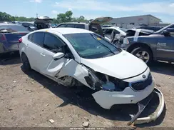 KNAFK4A61G5446635 2016 KIA FORTE