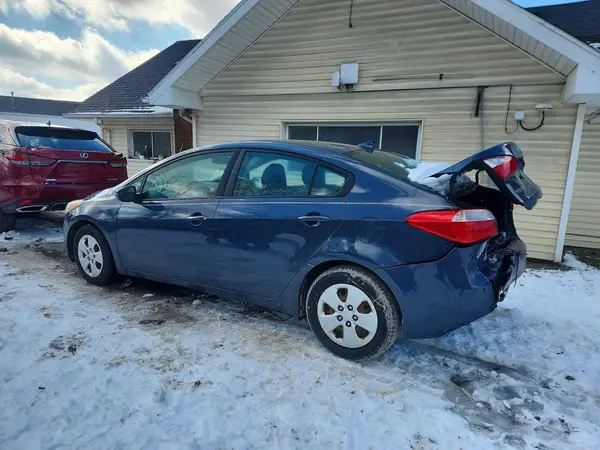 KNAFK4A61G5458364 2016 KIA FORTE - Image 2