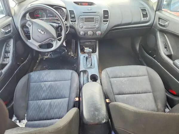 KNAFK4A61G5458364 2016 KIA FORTE - Image 8