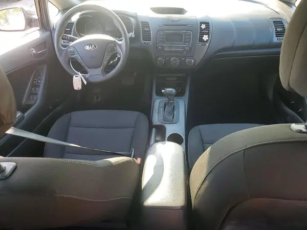 KNAFK4A61G5464116 2016 KIA FORTE - Image 8