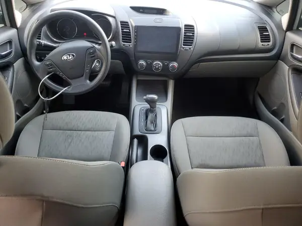KNAFK4A61G5466870 2016 KIA FORTE - Image 8