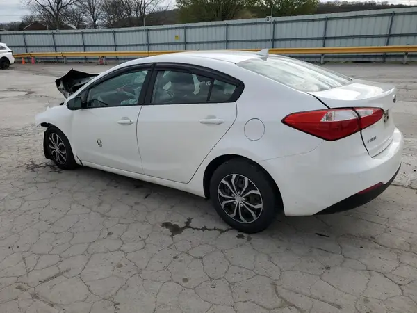 KNAFK4A61G5468215 2016 KIA FORTE - Image 2