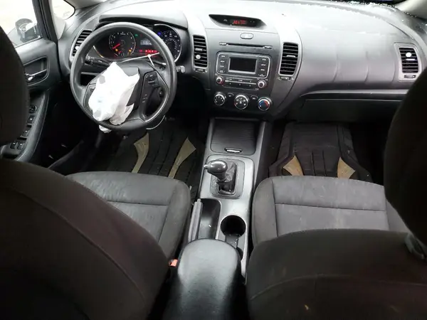 KNAFK4A61G5469154 2016 KIA FORTE - Image 8