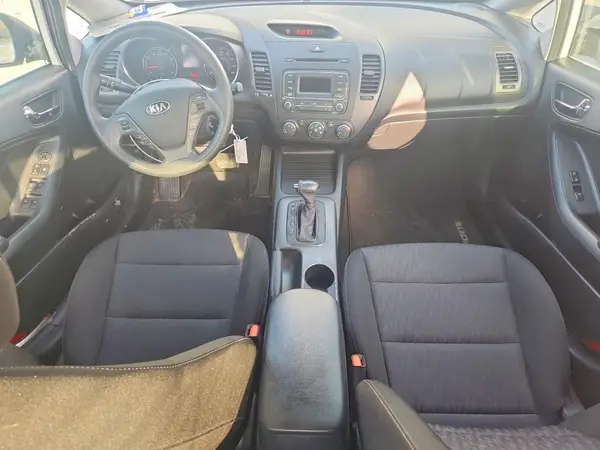 KNAFK4A61G5485516 2016 KIA FORTE - Image 8