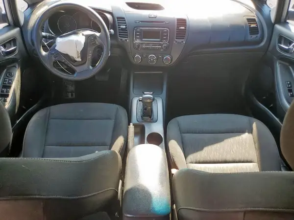 KNAFK4A61G5485600 2016 KIA FORTE - Image 8