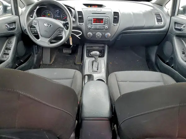 KNAFK4A61G5493549 2016 KIA FORTE - Image 8