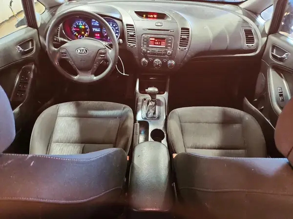 KNAFK4A61G5493583 2016 KIA FORTE - Image 8