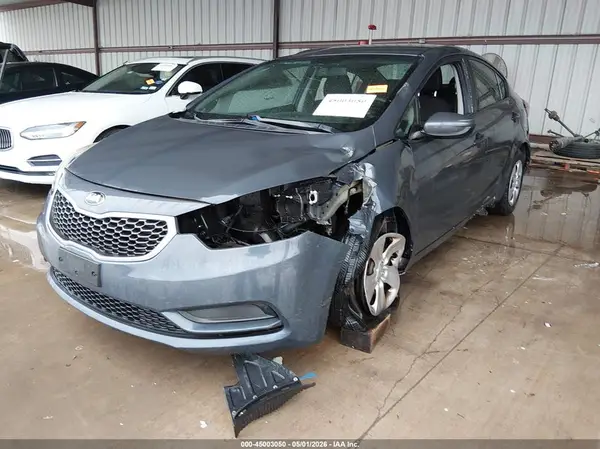 KNAFK4A61G5495253 2016 KIA FORTE - Image 2