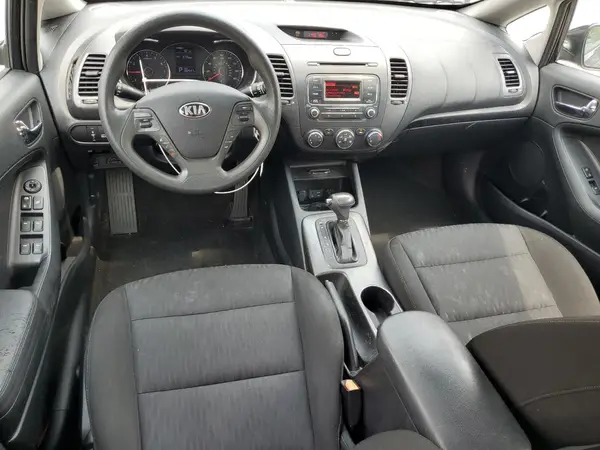 KNAFK4A61G5496547 2016 KIA FORTE - Image 8