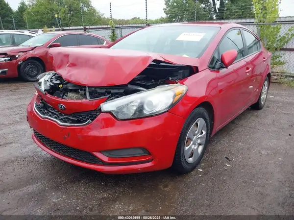 KNAFK4A61G5507630 2016 KIA FORTE - Image 2