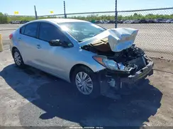 KNAFK4A61G5519499 2016 KIA FORTE