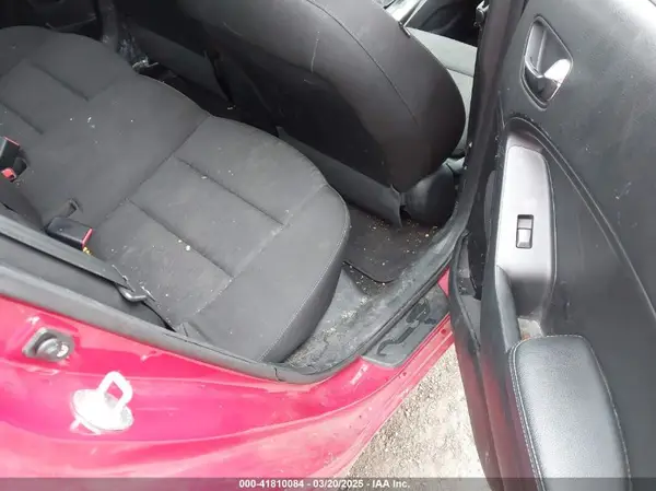 KNAFK4A61G5523052 2016 KIA FORTE - Image 8