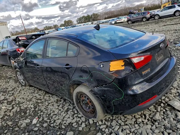 KNAFK4A61G5527232 2016 KIA FORTE - Image 2