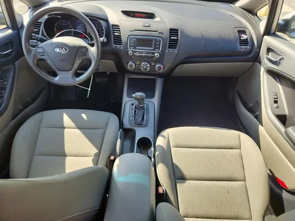 KNAFK4A61G5527439 2016 KIA FORTE - Image 8