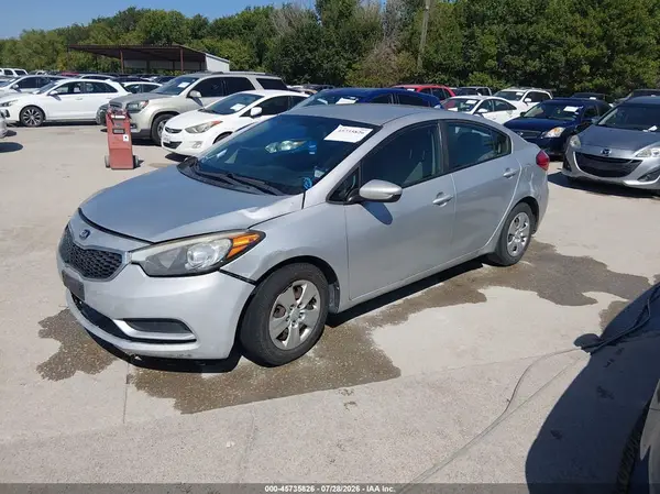 KNAFK4A61G5530938 2016 KIA FORTE - Image 2