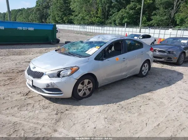 KNAFK4A61G5536450 2016 KIA FORTE - Image 2