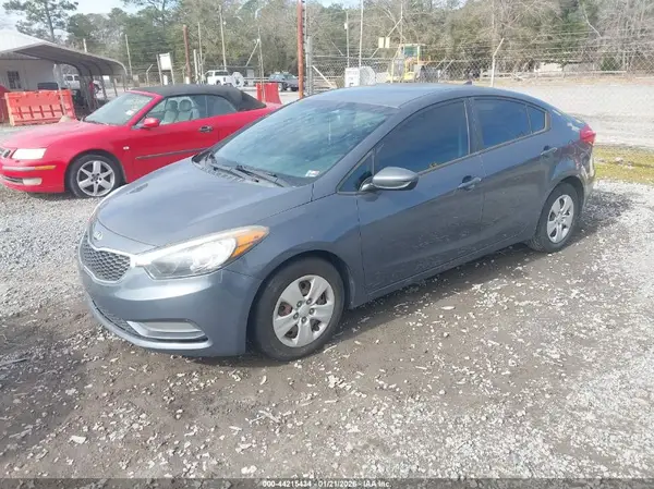 KNAFK4A61G5537839 2016 KIA FORTE - Image 2